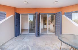 Şehir içinde müstakil ev – Chloraka, Baf, Kıbrıs. 225,000 €
