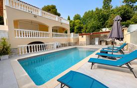 6 odalılar yazlık ev Mougins'de, Fransa. 880,000 €
