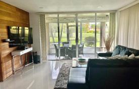 3 odalılar kondominyumda daireler 136 m² Tamarac'da, Amerika Birleşik Devletleri. $335,000