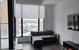 4 odalılar daire Etobicoke'de, Kanada. C$716,000
