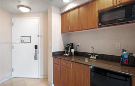 2 odalılar kondominyumda daireler 137 m² Collins Avenue'de, Amerika Birleşik Devletleri. $1,979,000