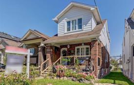 Şehir içinde müstakil ev – East York, Toronto, Ontario,  Kanada. C$1,165,000