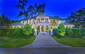 8 odalılar villa 1193 m² Coral Gables'da, Amerika Birleşik Devletleri. $15,900,000