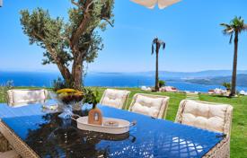 6 odalılar villa 500 m² Turkbuku'da, Türkiye. 249,877,000 TRY