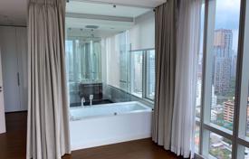 3 odalılar kondominyumda daireler Pathum Wan'da, Tayland. $6,100 haftalık