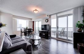 6 odalılar daire North York'da, Kanada. C$1,046,000