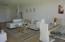 2 odalılar kondominyumda daireler 102 m² Hallandale Beach'da, Amerika Birleşik Devletleri. $269,000