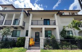 3 odalılar konak 149 m² Doral'da, Amerika Birleşik Devletleri. $719,000