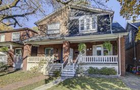 3 odalılar konak Old Toronto'da, Kanada. C$1,658,000