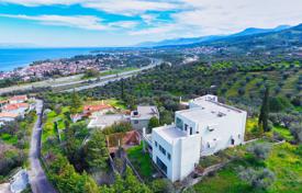 3 odalılar villa 560 m² Mora'da, Yunanistan. 430,000 €