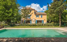 Villa – Avignon, Provence - Alpes - Cote d'Azur, Fransa. 1,795,000 €