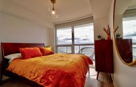 2 odalılar daire Etobicoke'de, Kanada. C$897,000