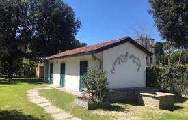 5 odalılar villa Forte dei Marmi'de, İtalya. 6,500 € haftalık