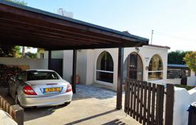Şehir içinde müstakil ev – Tala, Baf, Kıbrıs. 595,000 €