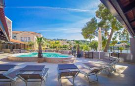 45 odalılar villa 1600 m² Korcula'da, Hırvatistan. 3,600,000 €