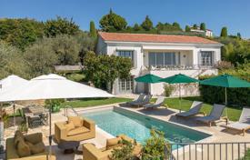 6 odalılar villa Mougins'de, Fransa. 2,750,000 €