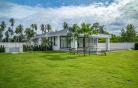 5 odalılar villa 450 m² Pattaya'da, Tayland. $595,000
