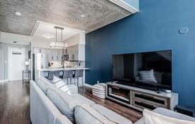 2 odalılar daire Etobicoke'de, Kanada. C$921,000