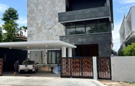 Yazlık ev – Bang Sue, Bangkok, Tayland. $1,444,000