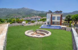 6 odalılar villa 400 m² Fethiye'de, Türkiye. $1,264,000