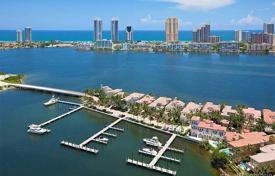 8 odalılar villa 769 m² Miami'de, Amerika Birleşik Devletleri. 6,456,000 €