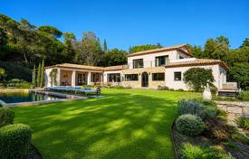 6 odalılar villa La Croix-Valmer'da, Fransa. 5,900,000 €