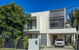 6 odalılar villa 360 m² Choeng Thale'de, Tayland. $593,000