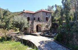 Villa – Kalamata, Administration of the Peloponnese, Western Greece and the Ionian Islands, Yunanistan. 280,000 €