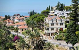 7 odalılar daire 167 m² Liguria'da, İtalya. 1,150,000 €