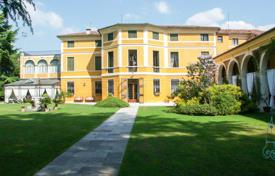 Villa – Vicenza, Veneto, İtalya. Price on request