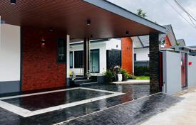 3 odalılar villa 360 m² Pattaya'da, Tayland. $325,000