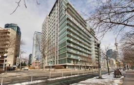 Daire – Queens Quay West, Old Toronto, Toronto,  Ontario,   Kanada. C$886,000