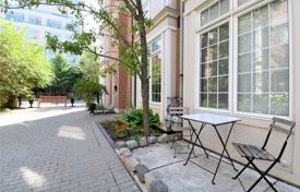 2 odalılar konak Old Toronto'da, Kanada. C$1,355,000