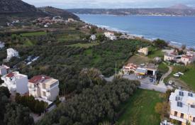 Arsa Kalyves'da, Yunanistan. 350,000 €