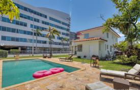 5 odalılar villa 236 m² Miami sahili'nde, Amerika Birleşik Devletleri. $1,950,000