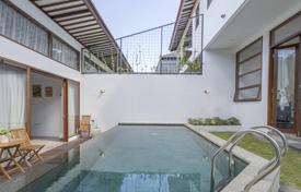 Villa – Tumbak Bayuh, Mengwi, Bali,  Endonezya. 266,000 €