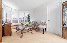 6 odalılar daire North York'da, Kanada. C$1,170,000