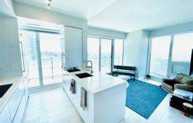 1 odalılar daire Yonge Street'da, Kanada. C$1,036,000