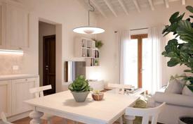 2 odalılar villa 90 m² Livorno'da, İtalya. 387,000 €