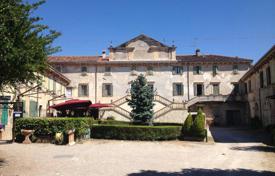 12 odalılar villa Verona'da, İtalya. 4,500,000 €