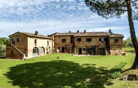 Villa – Siena, Toskana, İtalya. 2,900,000 €
