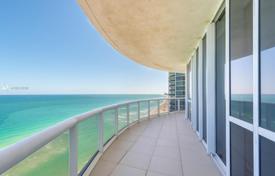 3 odalılar daire 309 m² North Miami Beach'da, Amerika Birleşik Devletleri. 2,205,000 €