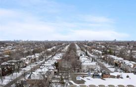 5 odalılar daire North York'da, Kanada. C$1,063,000