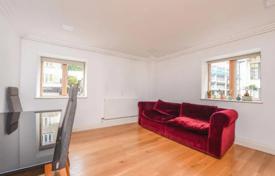 2 odalılar daire 74 m² Londra'da, Birleşik Krallık. £885,000