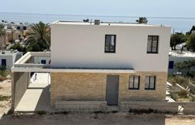 4 odalılar yazlık ev 309 m² Chloraka'da, Kıbrıs. 1,100,000 €