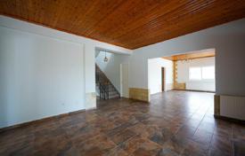 5 odalılar yazlık ev 390 m² Palaiometocho'da, Kıbrıs. 375,000 €