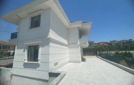 4 odalılar villa 240 m² Büyükçekmece'de, Türkiye. $475,000