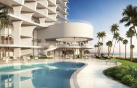 Sıfır daire – Collins Avenue, Miami, Florida,  Amerika Birleşik Devletleri. 3,496,000 €