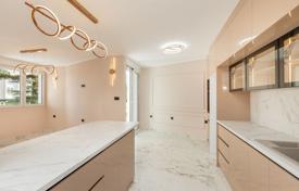 2 odalılar daire 95 m² Igalo'da, Karadağ. 350,000 €