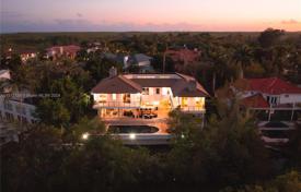 Şehir içinde müstakil ev – Coral Gables, Florida, Amerika Birleşik Devletleri. $7,500,000
